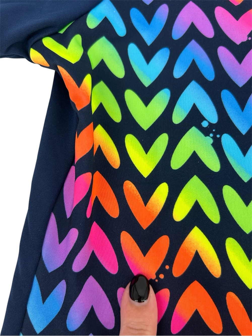 Lands’ End Girls’ Rainbow Heart UPF 50 Raglan Short Sleeve Rashguard Swimshirt - Picture 6 of 10